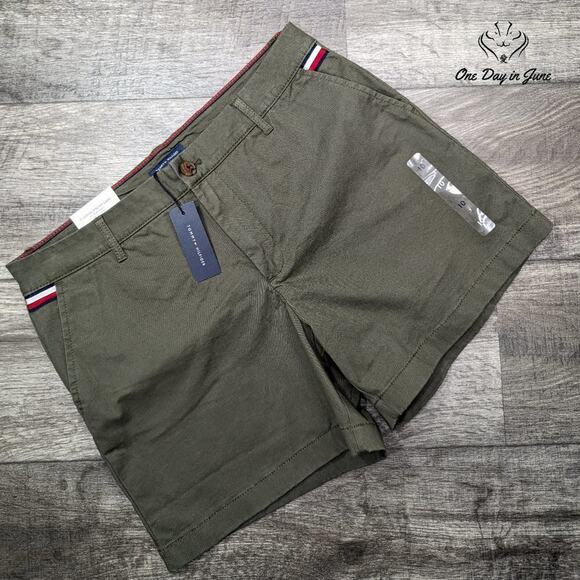 Tommy Hilfiger Classic Stretch Shorts Size 10 - Picture 1 of 7